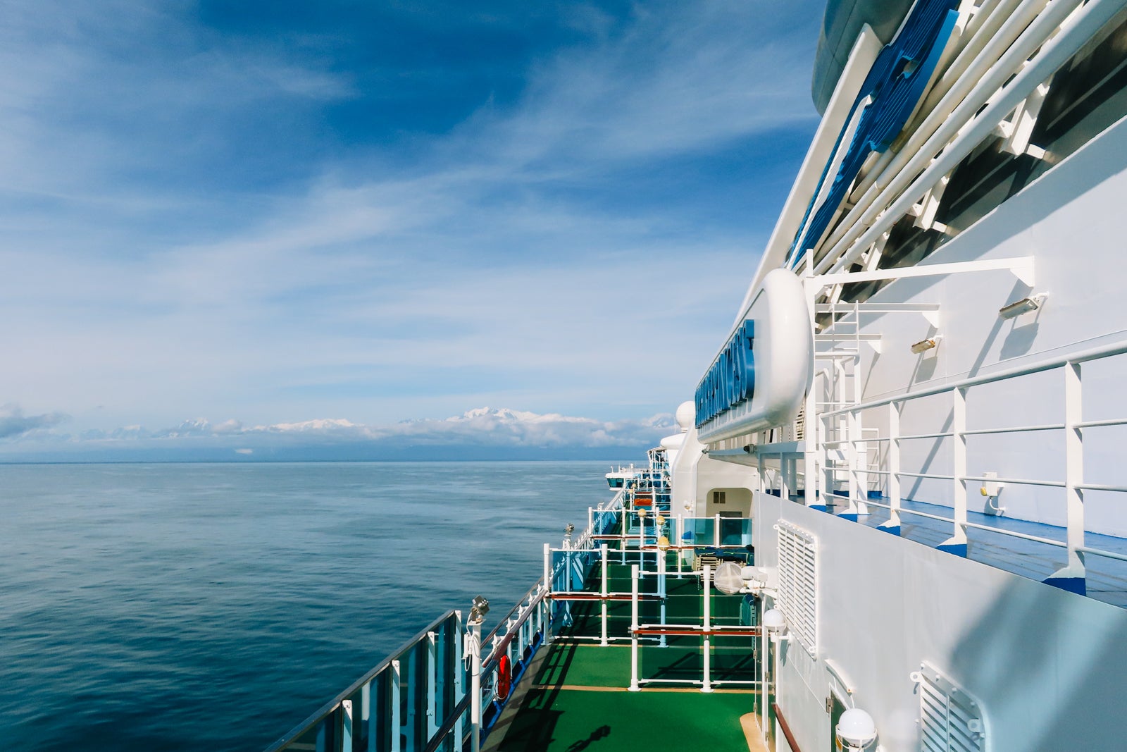 Best Time to Cruise Alaska: Month-by-Month Guide