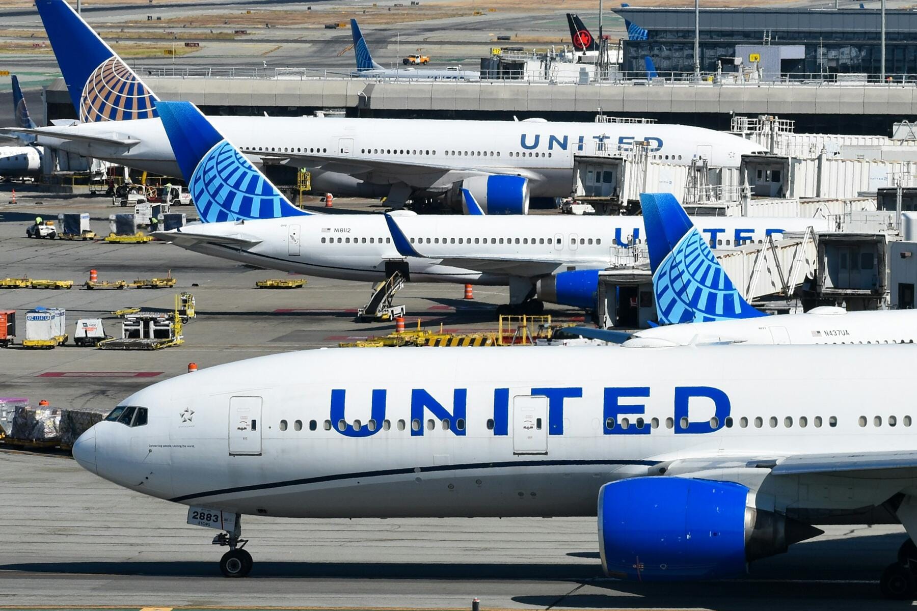 United Investigates In-Flight Indecency Claim Among Top Travel News